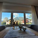 Berg-love Apartment